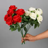 在飛比找蝦皮購物優惠-Rose Flower Bouquet Artificial