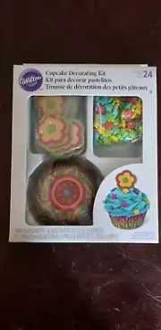 Wilton 8039 Flower Cupcake Decorating Kit NEW Decorates 24 Picks sprinkles