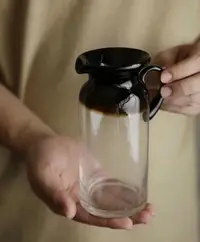 在飛比找Yahoo!奇摩拍賣優惠-日本中古經典琥珀色人工吹制琉質咖啡側手