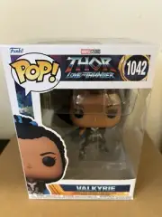 Funko Pop! Vinyl Marvel Thor Love & Thunder #1042 Valkyrie + Protector