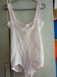 在飛比找Yahoo!奇摩拍賣優惠-日本製露咪咪Lumimi調整型塑身衣420控脂魔塑束衣三角連