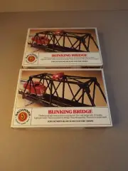 2 VTG Bachman HO Train BLINKING BRIDGE & TRESTLE SET #46-1221 Brand New (Read)