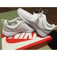 在飛比找蝦皮購物優惠-Nike roshe one保證正品