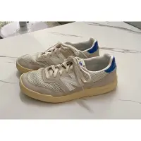 在飛比找蝦皮購物優惠-正品 二手New Balance CRT300 白藍 平底鞋