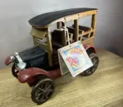 Russ Berrie - Age of Travel Collectible Bus Woodie Car - Cast Iron Tires - 1:24