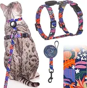 SCENEREAL Cat Harness and Leash Set Escape Proof with Airtag Holder, Navy Blue