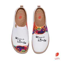 在飛比找ETMall東森購物網優惠-uin西班牙原創設計 女鞋 法斗王彩繪休閒鞋W1010599