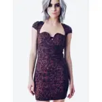 NASTY GAL NAMELESS HEART-NECKLINE LACE UP DRESS 全新愛心領綁帶洋裝 禮服