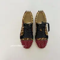 在飛比找PopChill優惠-[二手] Christian Louboutin 卯釘豹紋運