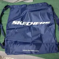 在飛比找Yahoo!奇摩拍賣優惠-sketchers環保袋環保後背包