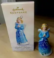 HALLMARK KEEPSAKE JOYFUL TIDINGS AZURA THE ANGEL ORNAMENT, IN BOX, 2005