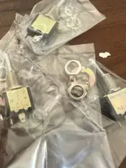 (3PCS) Alco MST105E Toggle Switch SPDT On-Off-On 5A 115V