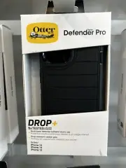 OtterBox Defender Series Pro Case For Apple iPhone 15/iPhone 14/iPhone 13 Black