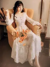 在飛比找Yahoo!奇摩拍賣優惠-包子の屋甜小甜 洋裝秋季新款法式復古宮廷雪紡蕾絲重工刺繡連衣
