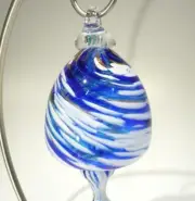 HAND BLOWN GLASS CHRISTMAS ORNAMENT, BLUE WHITE GOLD SPARKLES, DIRWOOD, n3672