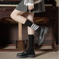 在飛比找Yahoo!奇摩拍賣優惠-中筒襪子 及膝絲襪 黑白灰色襪子女JK中筒襪ins潮日系韓版