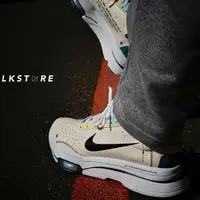 在飛比找蝦皮商城精選優惠-{LKSTORE} Nike Air Zoom Type 奶