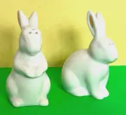 Vintage 2016Target Minimalist White Rabbit salt and pepper shakers new.