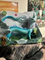 Raya and the Last Dragon Talking Color-Changing & Posable Large Sisu Figure