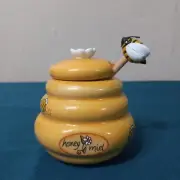 Ceramic Bee Honey Jar - Bee on dipper Server New Unused Clean, no box 3678