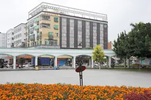 廣場四季酒店(深圳公明天虹店)Guangchang Siji Hotel (Shenzhen Gongming Tianhong)