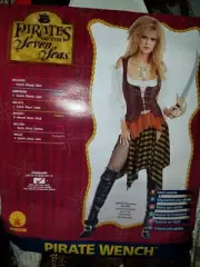 PIRATE WENCH