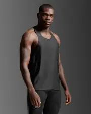 Light Speed React Singlet, 2XU, XS, Black/Black Reflective, Male