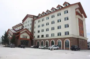 長白山一山一藍生態主題酒店Yi Shan Yi Lan Hotel