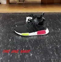 在飛比找Yahoo!奇摩拍賣優惠-adidas 愛迪達 NMD R1 BOOST 黑色 黑紅 