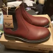NEW DR. MARTENS 2976 CHELSEA BOOTS - Cherry Red Leather, Unisex M7 W9