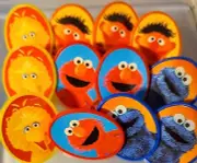 VINTAGE NEW 12 Jim Henson Cupcake Cake RINK Toppers SESAME STREET Elmo cookie