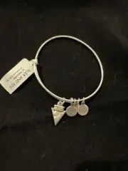 Alex and Ani bracelet Silver Arrowhead Charm Bangle Original Tag New