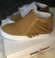 Minnetonka Women's Taupe Gwen Fringe Suede Hi Top Sneaker Booties Size 6.5