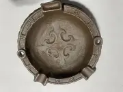 Antique Vtg Cast iron metal Cigar Ashtray