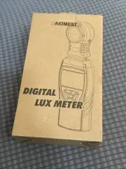 Digital Lux/Foot Candle Light Meter, AIOMEST Illuminance Lumen Tester 8801C