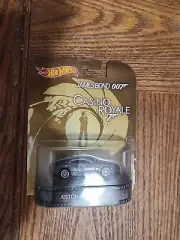 Hot Wheels Retro casino royal aston martin dbs