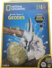 National Geo - Break Open 2 Geodes Discover Crystal Treasure Home Schooling NEW