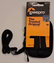 Lowepro Geneva10 Black Nylon digital Camera Case Bag Belt Loop & shoulder strap
