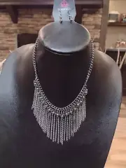 Paparazzi Jewelry Unique One Of A KIND ~ Divinely Diva ~ Blue Oil Spill Necklace