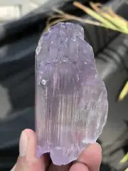 186 Grm Top Class Natural Kunzite Crystal ￼Afghanistan