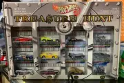 1999 Jc Penny Treasure Hunt Set Still Factory Sealed