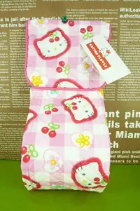 在飛比找樂天市場購物網優惠-【震撼精品百貨】Hello Kitty 凱蒂貓 捲筒面紙架 
