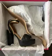 Vince Camuto Womens Miranda Black Ankle Strap Heels Size 5 1/2 M New In Box
