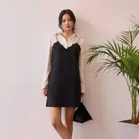 在飛比找momo購物網優惠-【D.studio】韓版百搭修身顯瘦素色襯衫(白色襯衫黑色襯