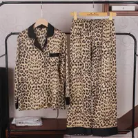 在飛比找ETMall東森購物網優惠-女秋季高級感豹紋長褲絲綢睡衣
