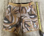 New WT Howler Bros Stretch Bruja Boardshorts -Monstera Mash Citron, Mens Size 34