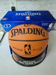 NIB Spalding 2006-2007 Cross Traxxion NBA Game Ball Basketball w/ Stand SIGNED
