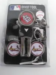MLB Baseball - Divot Tool with 3 Ball Markers - Slightly Damaged