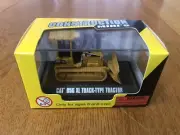 NEW NORSCOT CAT D5G XL TRACK-TYPE TRACTOR CATERPILLAR TRACTORS W/CASE 1:87