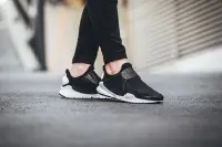 在飛比找Yahoo!奇摩拍賣優惠-Nike Sock Dart Se  襪套 運動休閒鞋 黑白